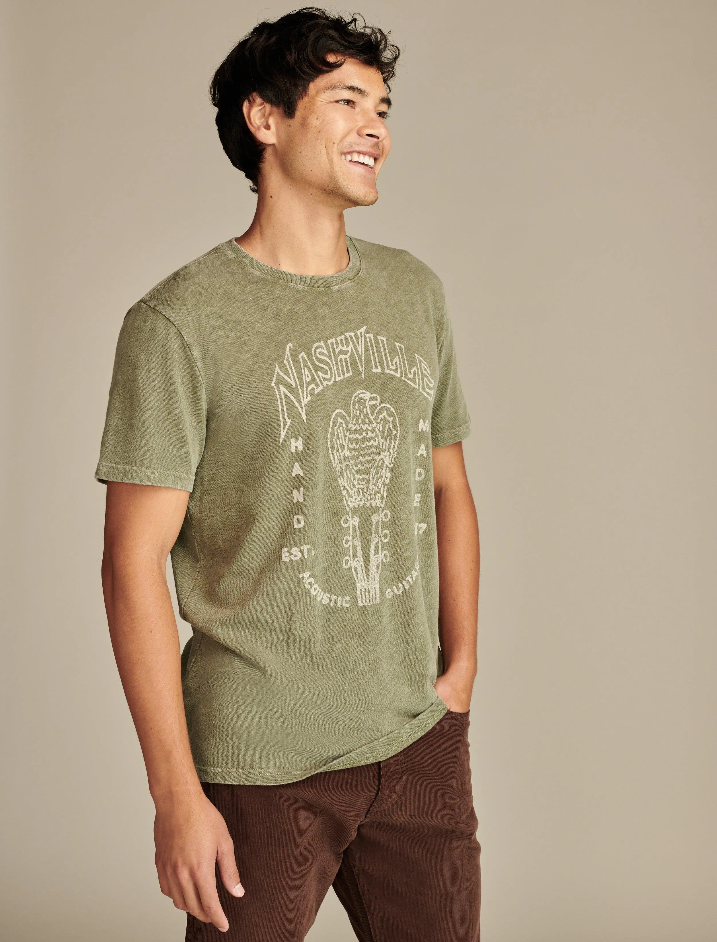 Lucky Brand Men's Nashville Guitars